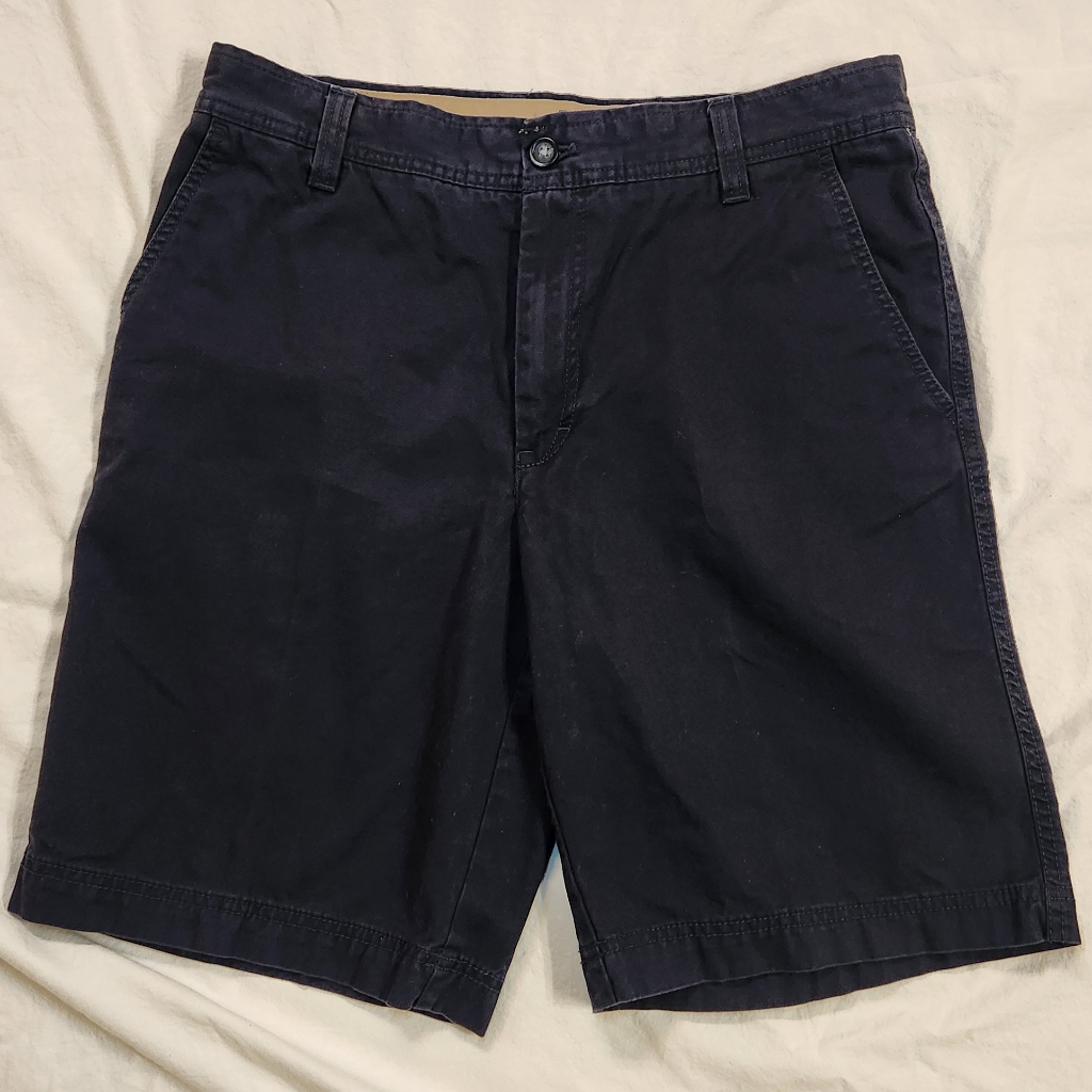 Izod Saltwater Chino